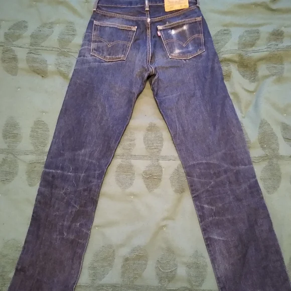Levi's 501 Blue Denim Jeans, actual 28x30 - Picture 2 of 10
